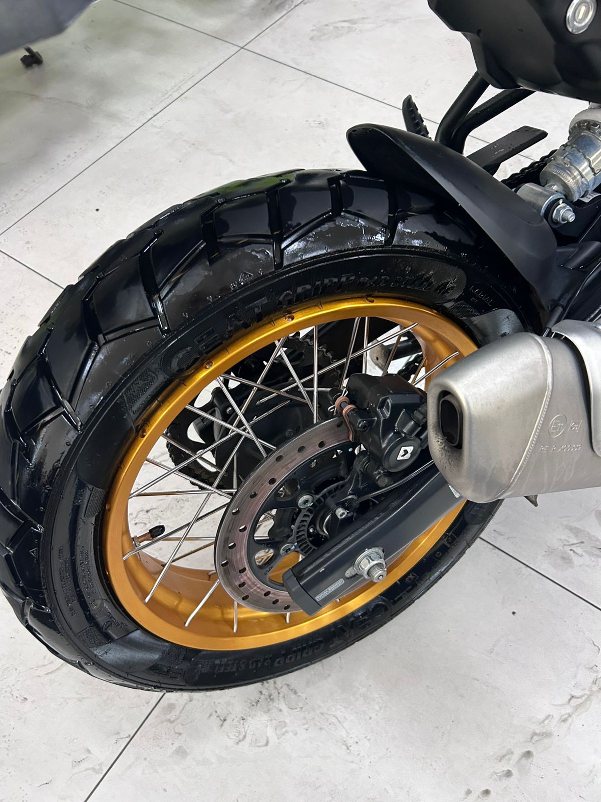ROYAL ENFIELD HIMALAYAN 450 HANLE BLACK