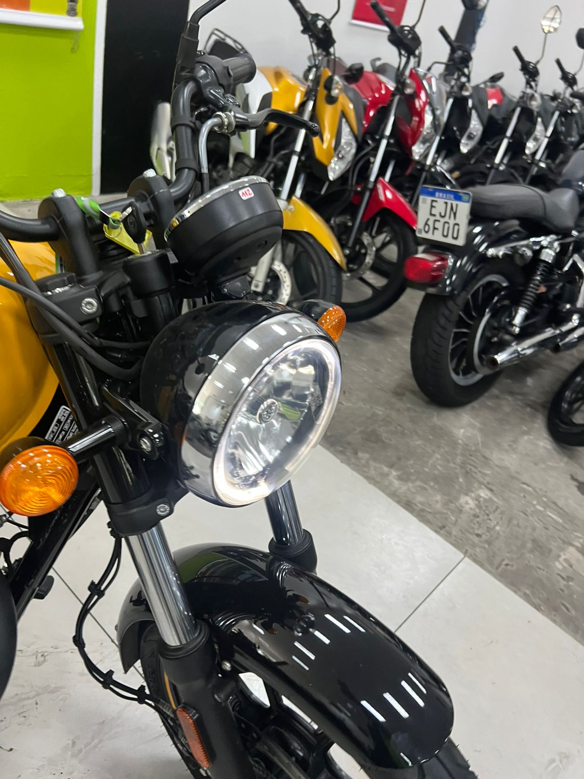 ROYAL ENFIELD METEOR 350 FIREBALL