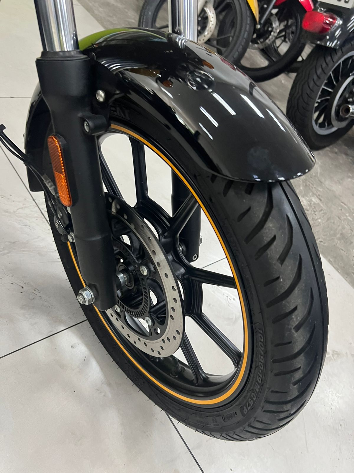 ROYAL ENFIELD METEOR 350 FIREBALL