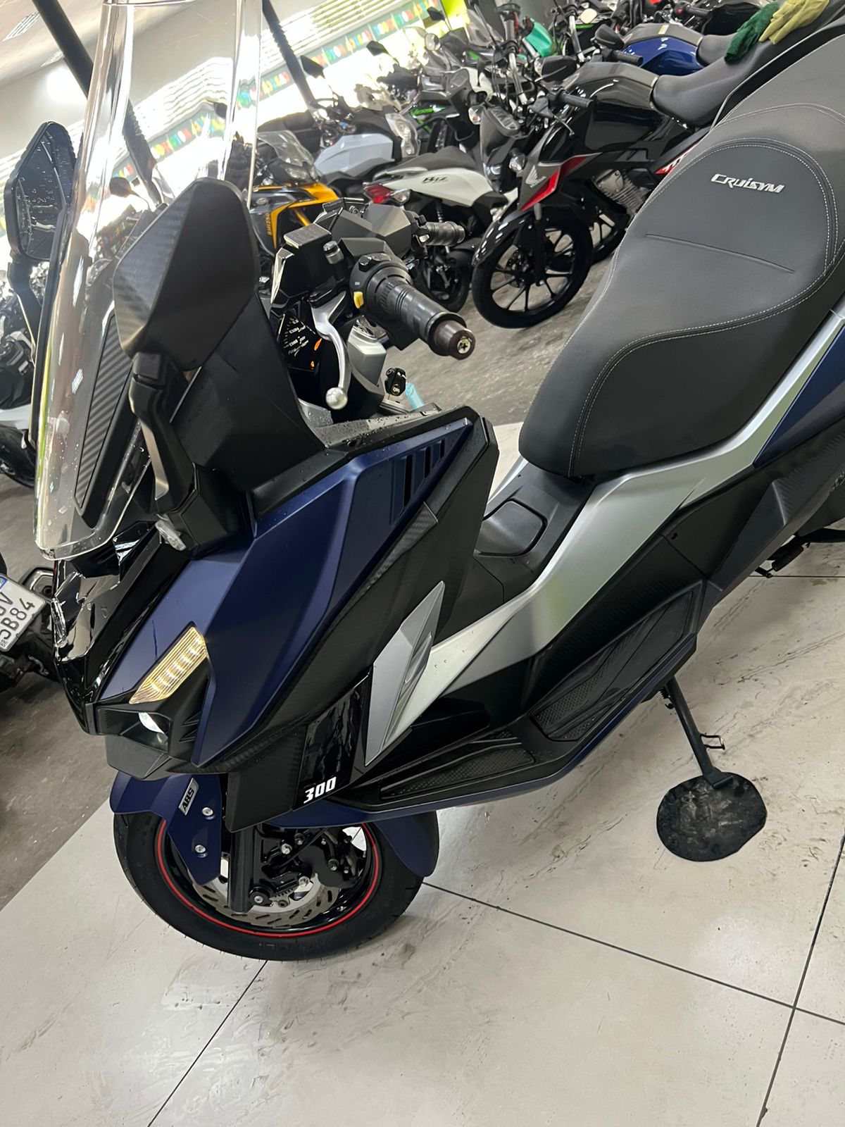 DAFRA CRUISYM 300