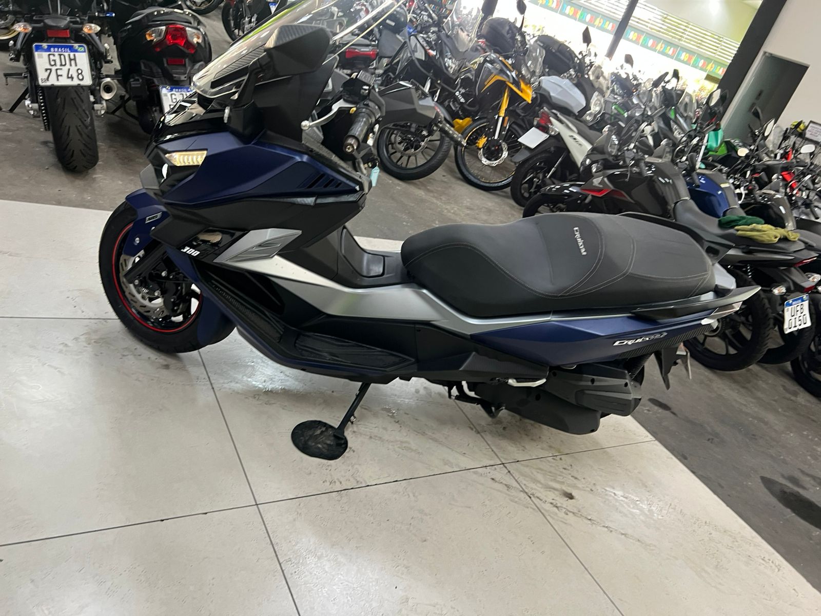 DAFRA CRUISYM 300