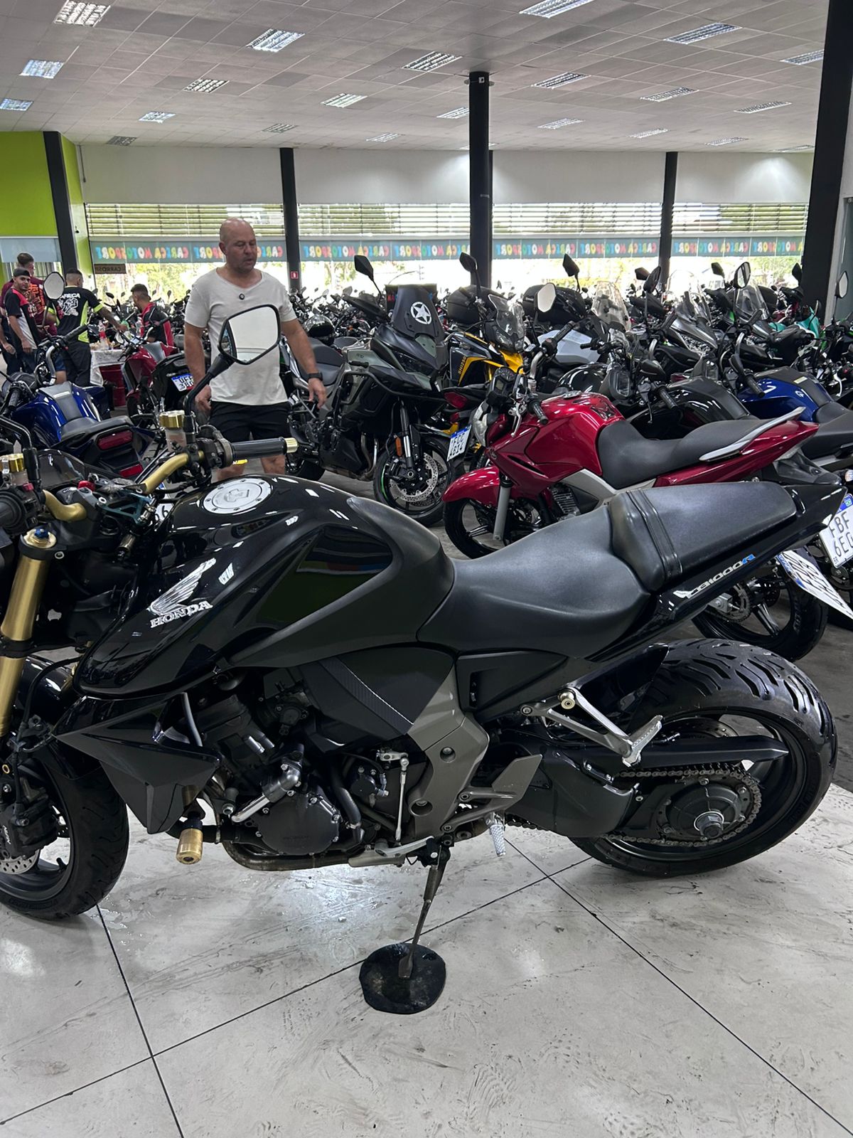 HONDA CB 1000R