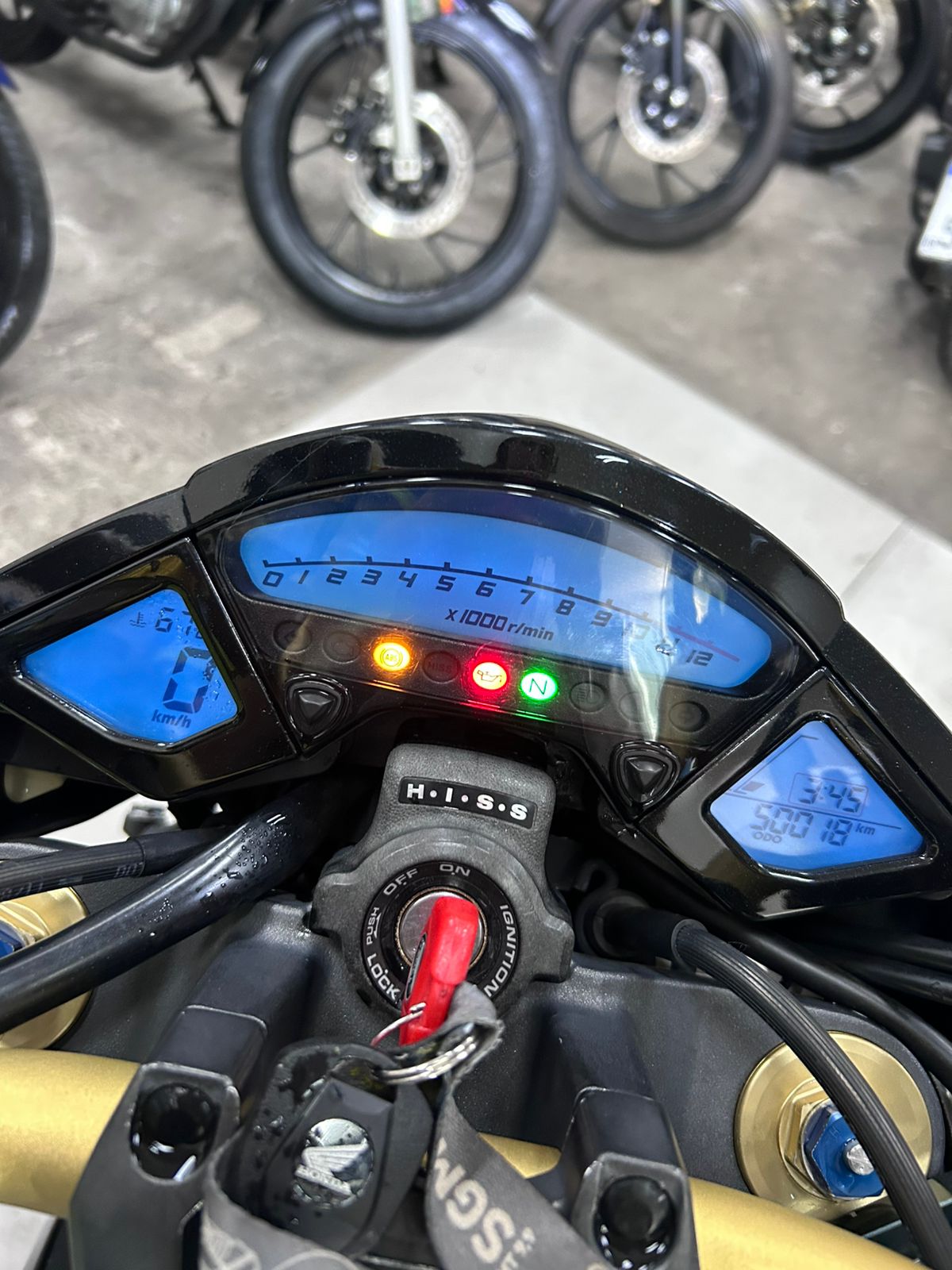 HONDA CB 1000R