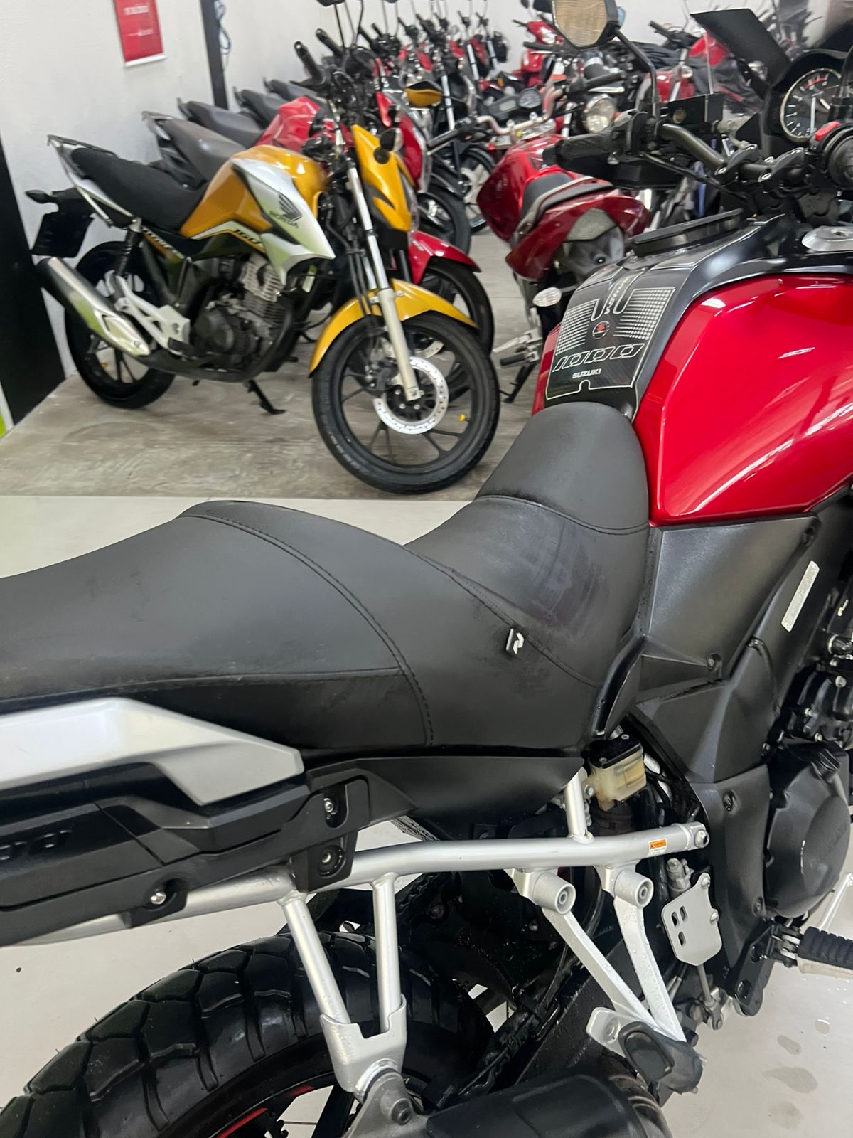 SUZUKI V-STROM 1000 ABS