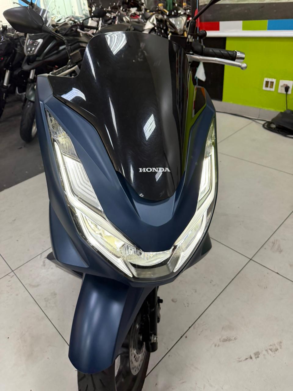 HONDA PCX DLX