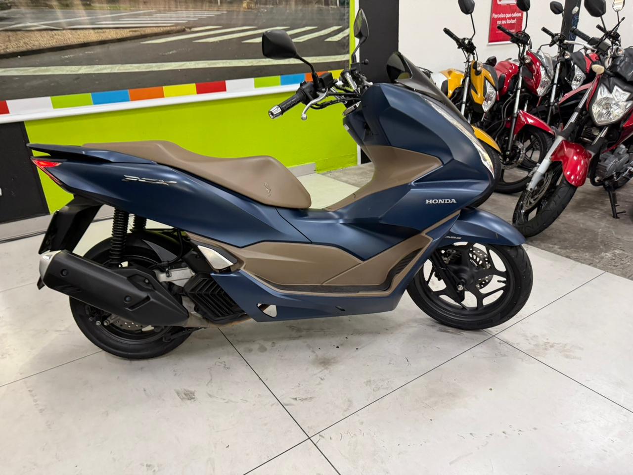 HONDA PCX DLX