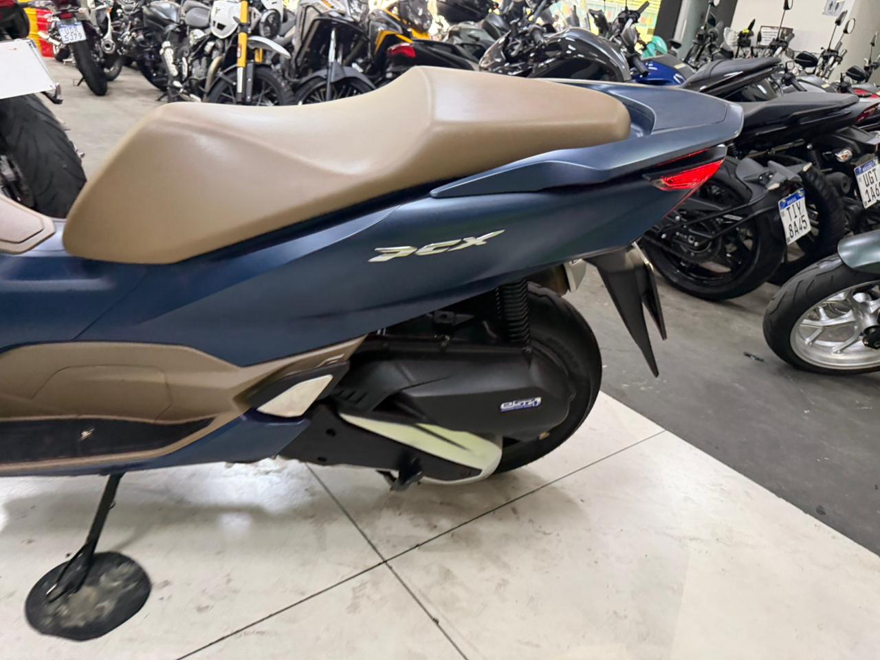 HONDA PCX DLX