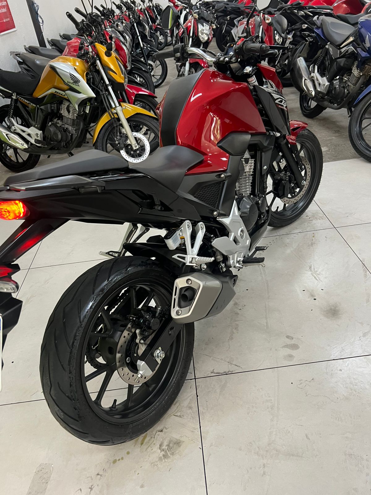 HONDA CB 300F TWISTER ABS