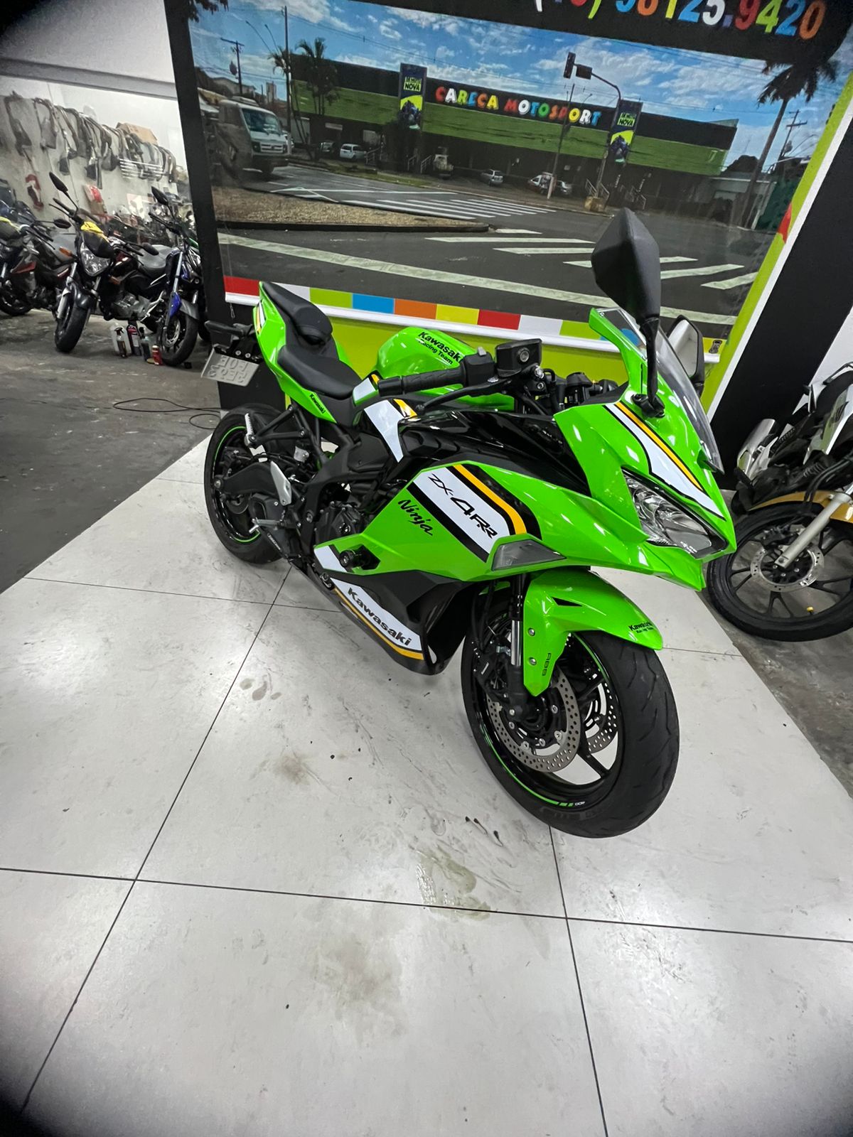 KAWASAKI NINJA ZX-4R