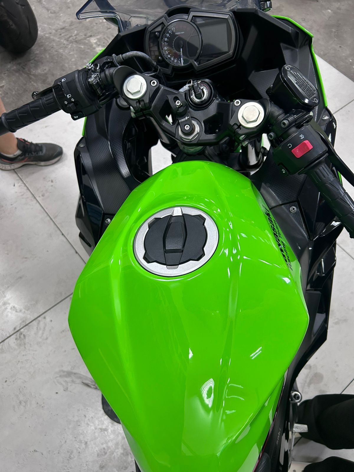 KAWASAKI NINJA 400