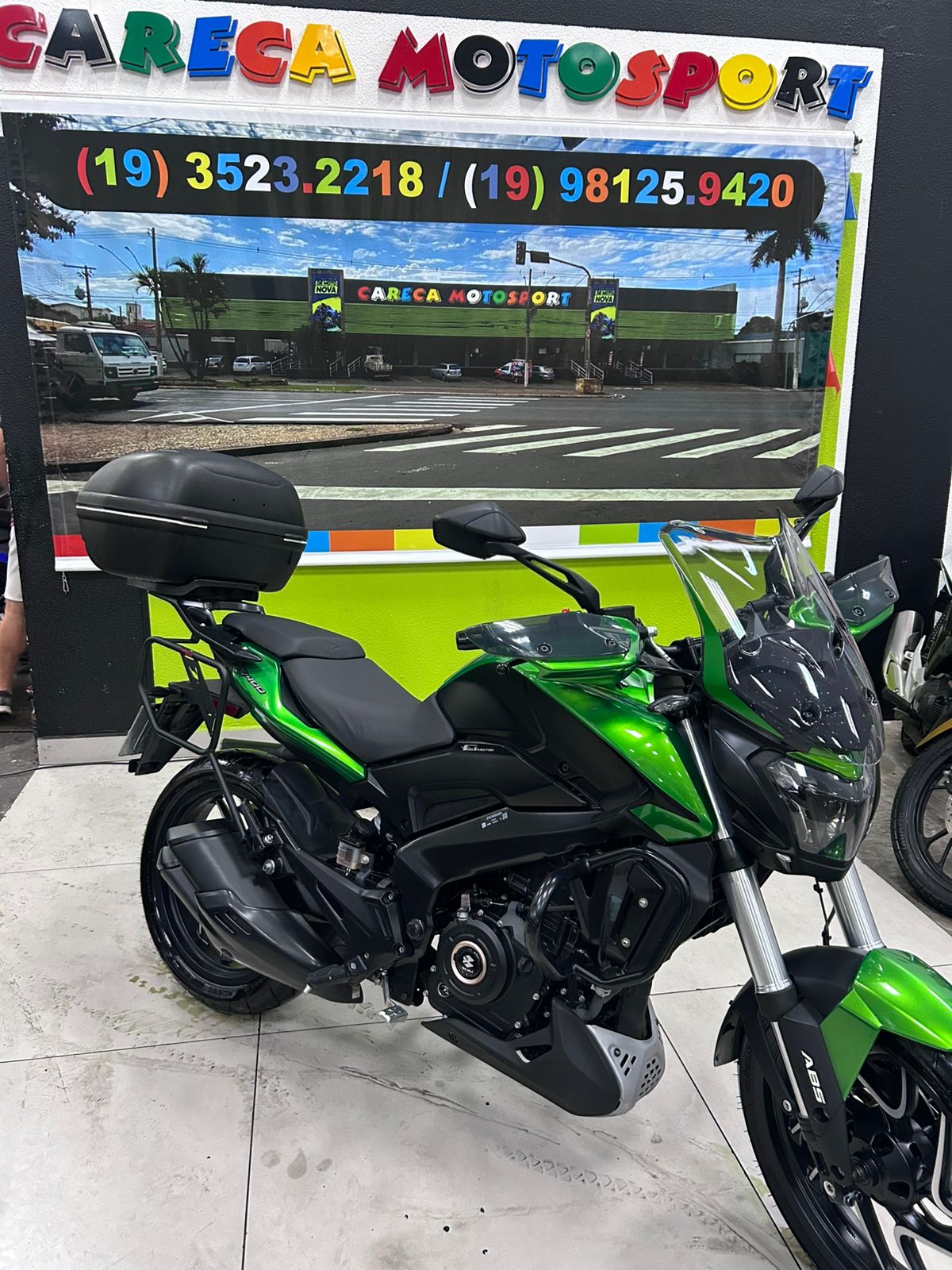 BAJAJ DOMINAR 400