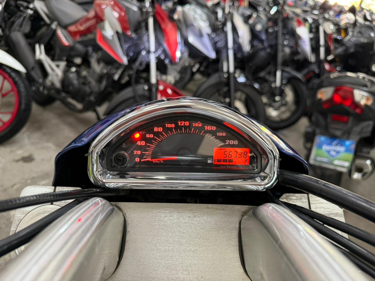 SUZUKI BOULEVARD M800