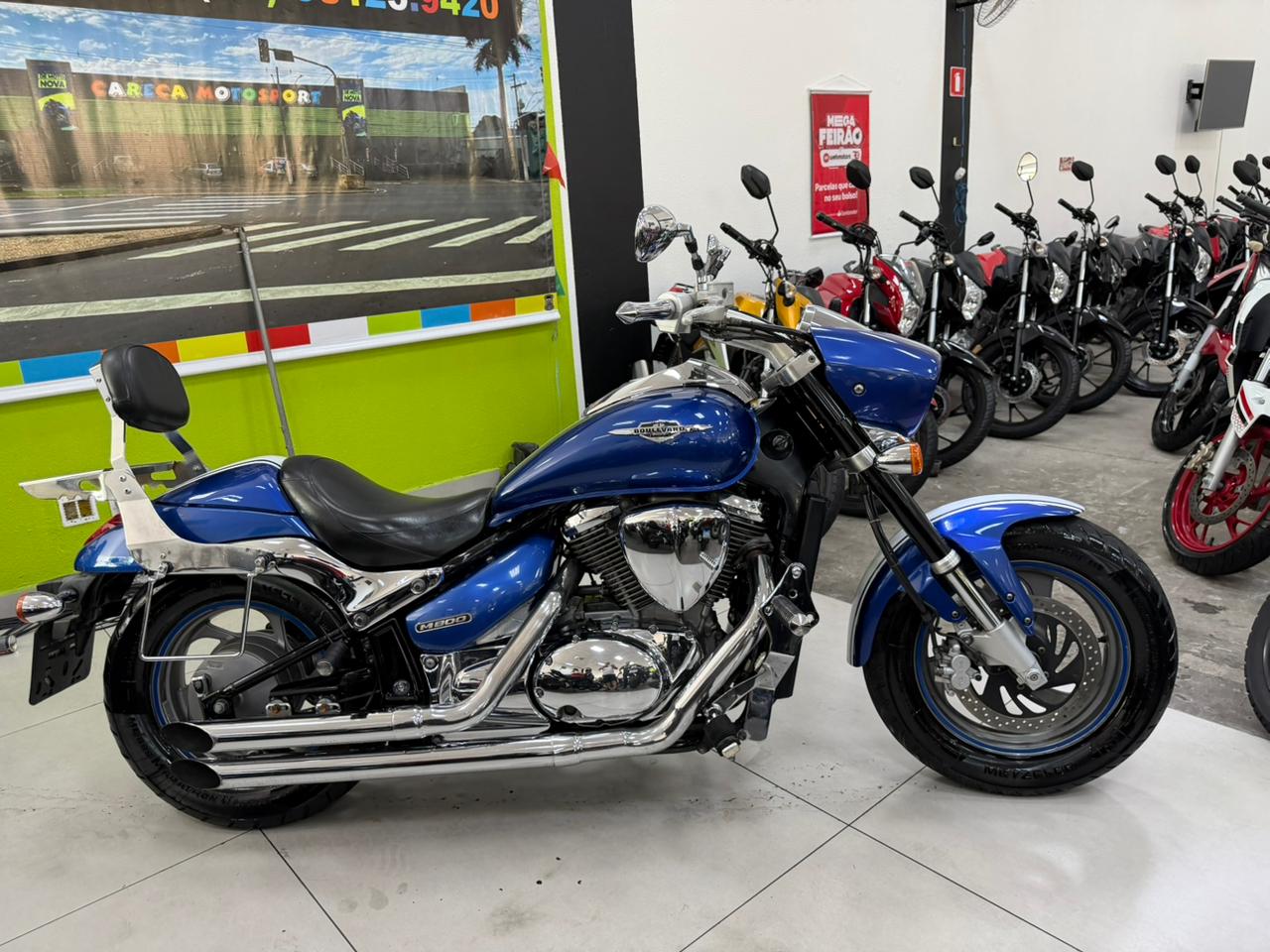SUZUKI BOULEVARD M800