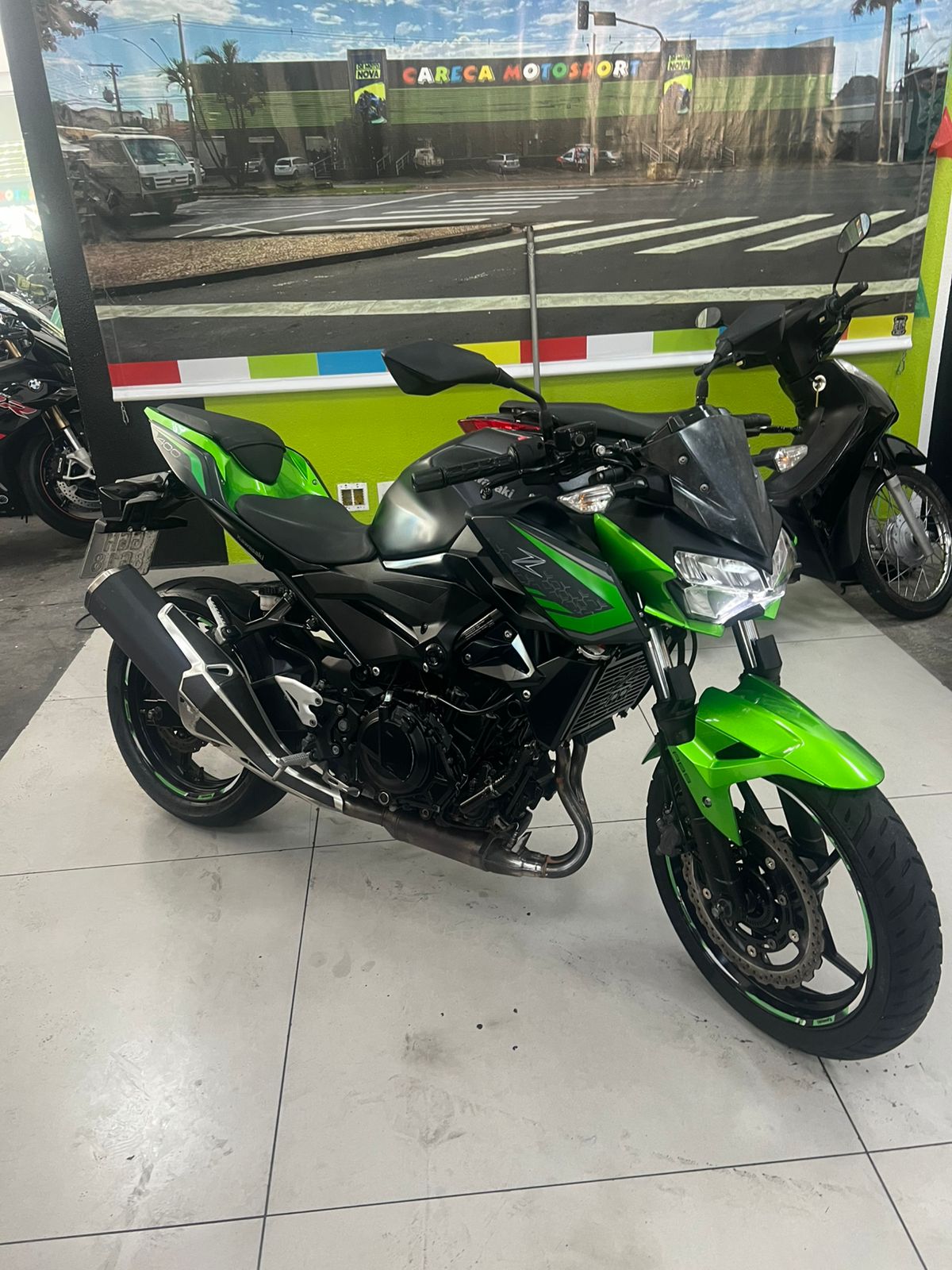 KAWASAKI Z400
