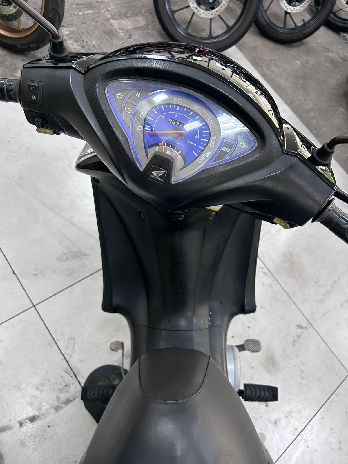 HONDA BIZ 125 ES