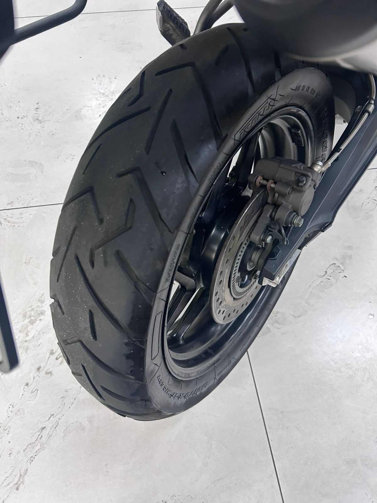 TRIUMPH TIGER 800 XCX