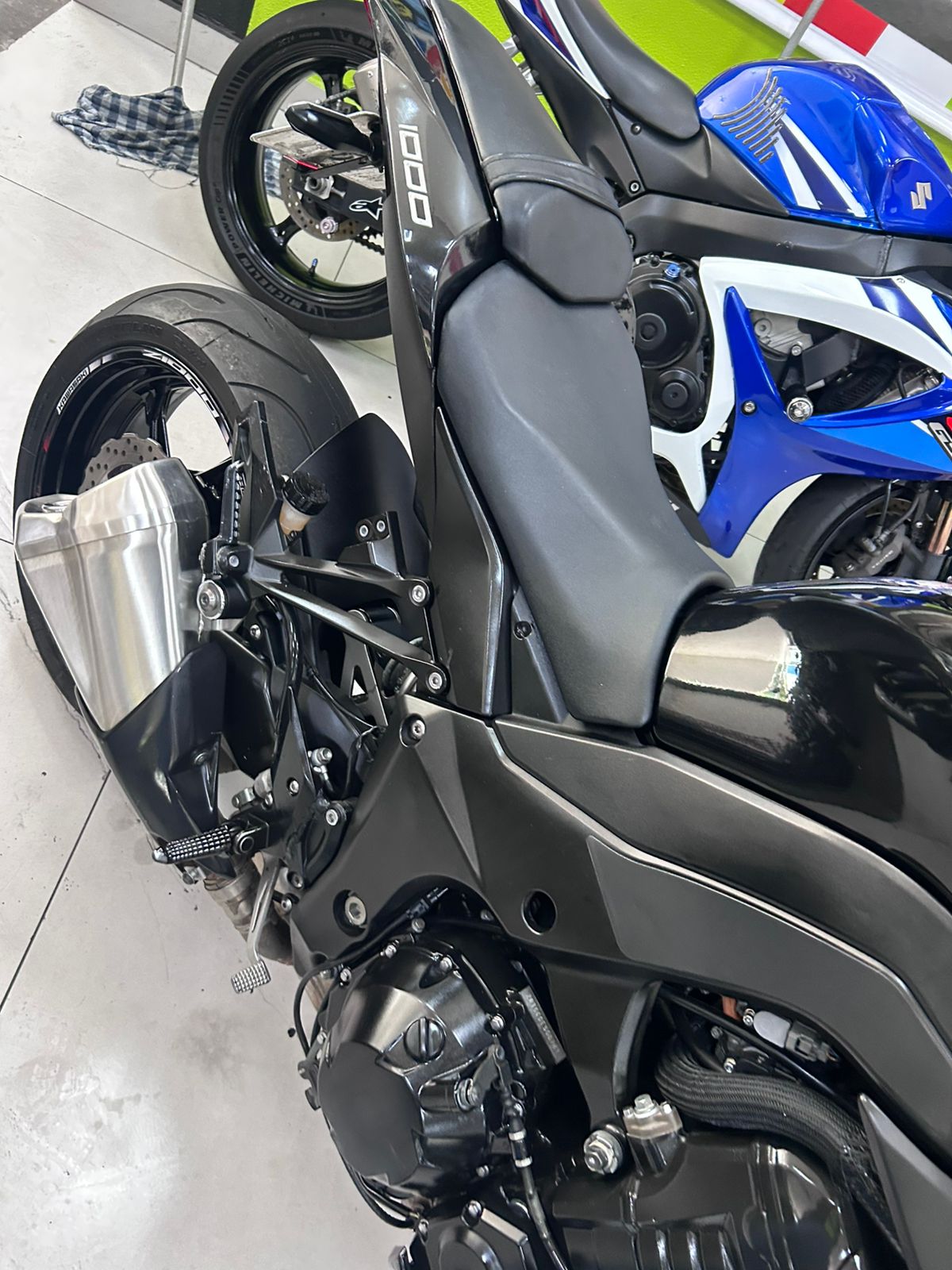 KAWASAKI Z1000