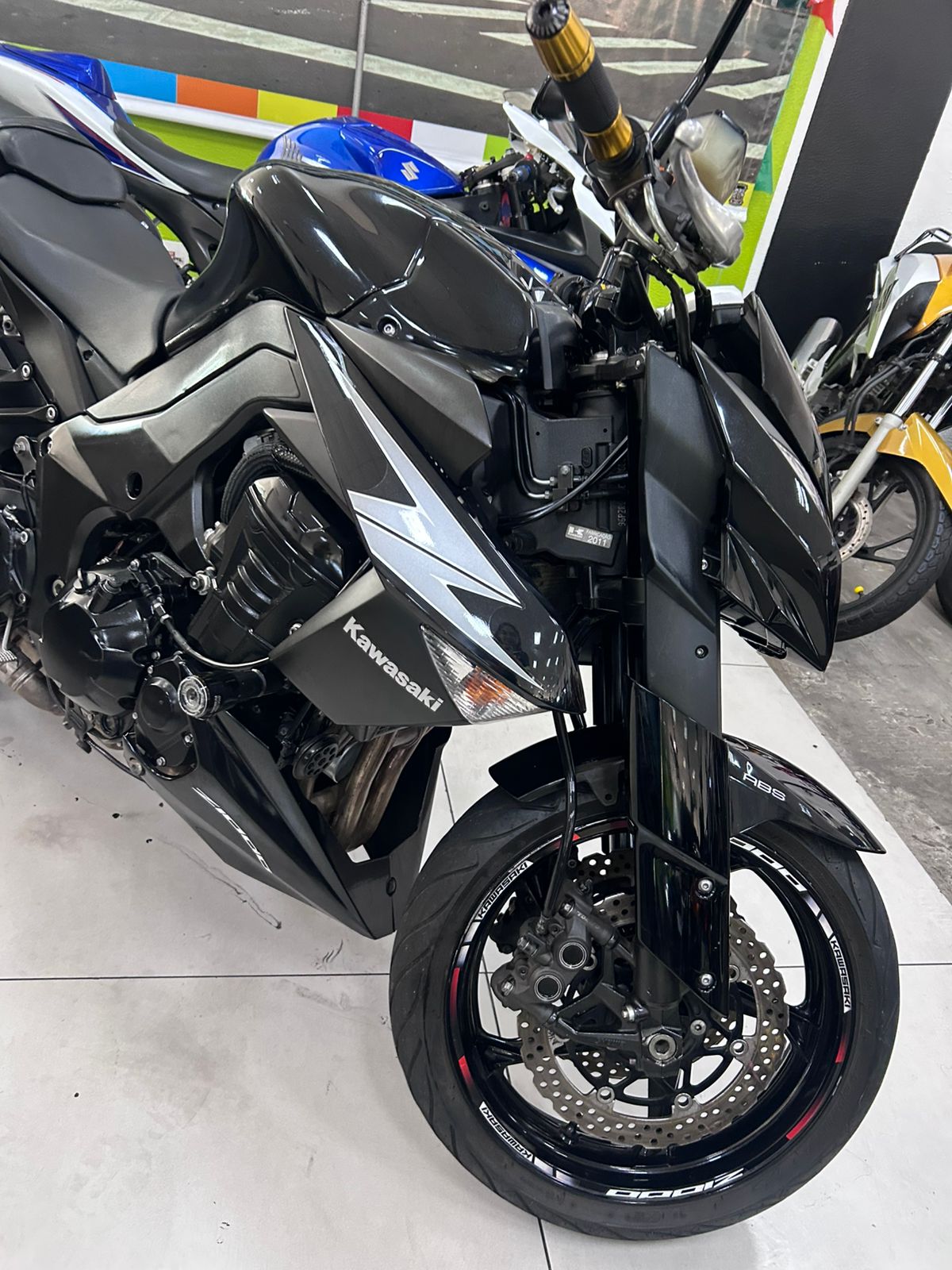 KAWASAKI Z1000