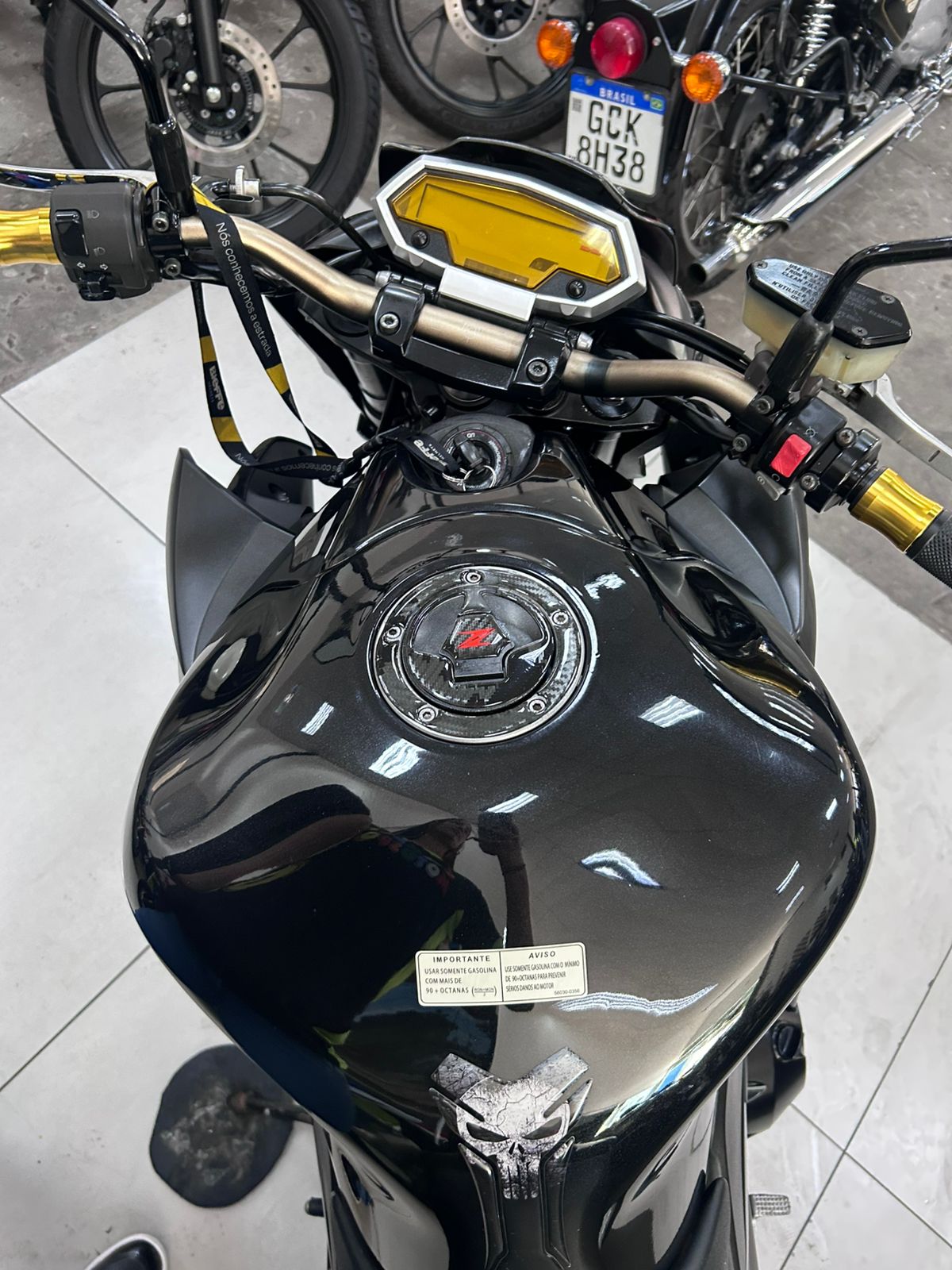 KAWASAKI Z1000
