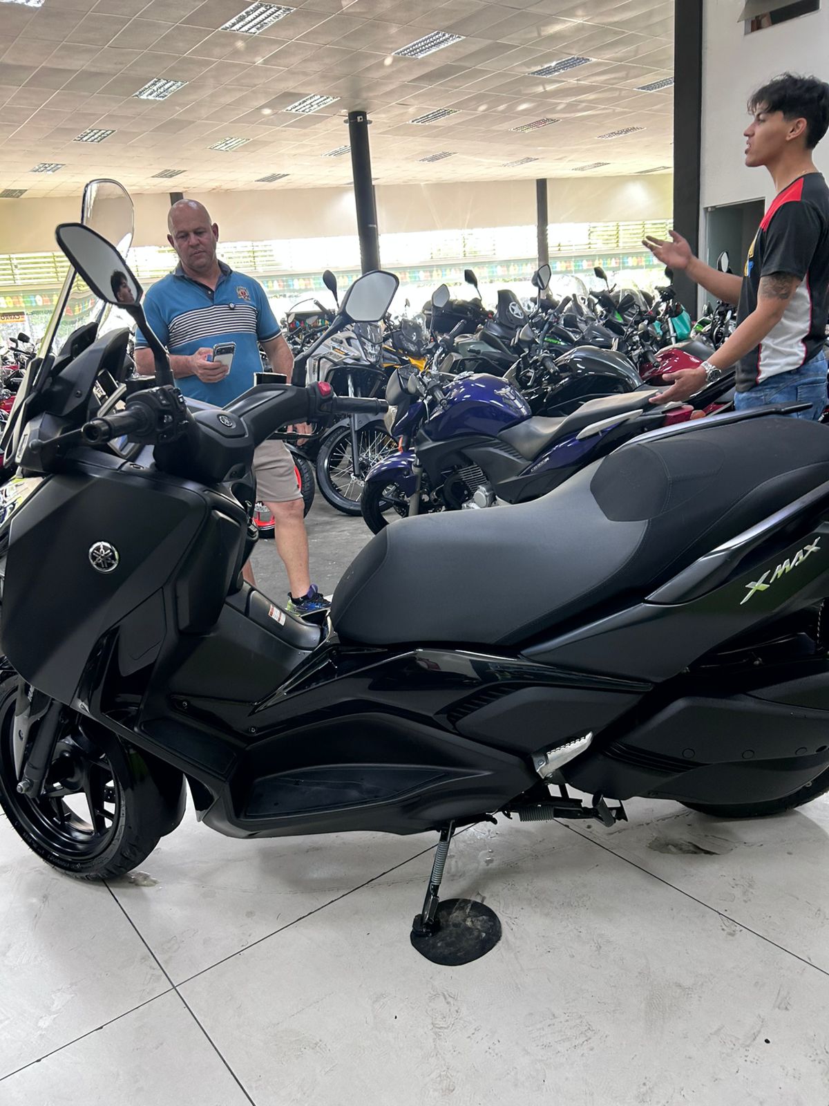 YAMAHA XMAX 250 CONNECTED ABS