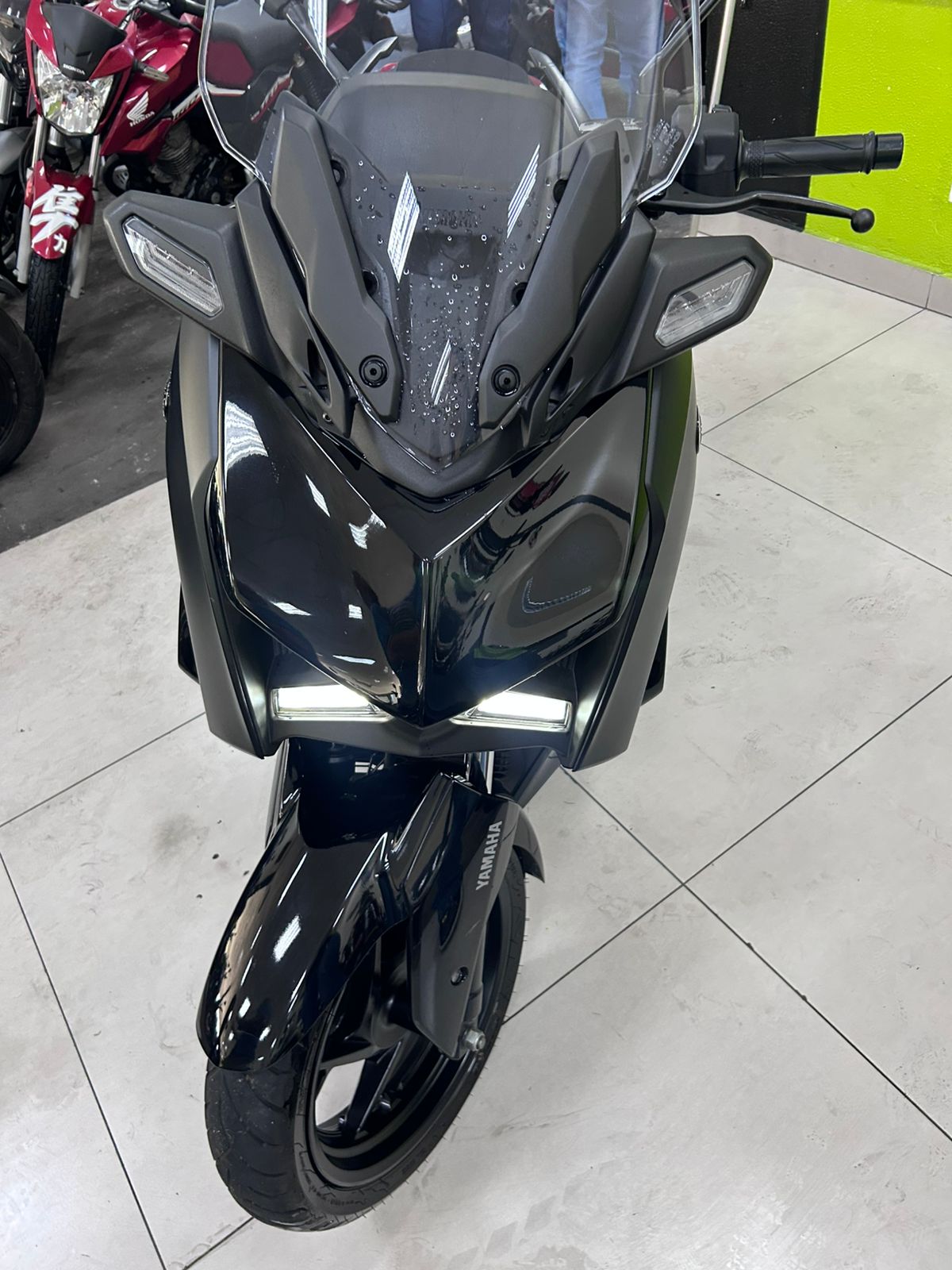 YAMAHA XMAX 250 CONNECTED ABS