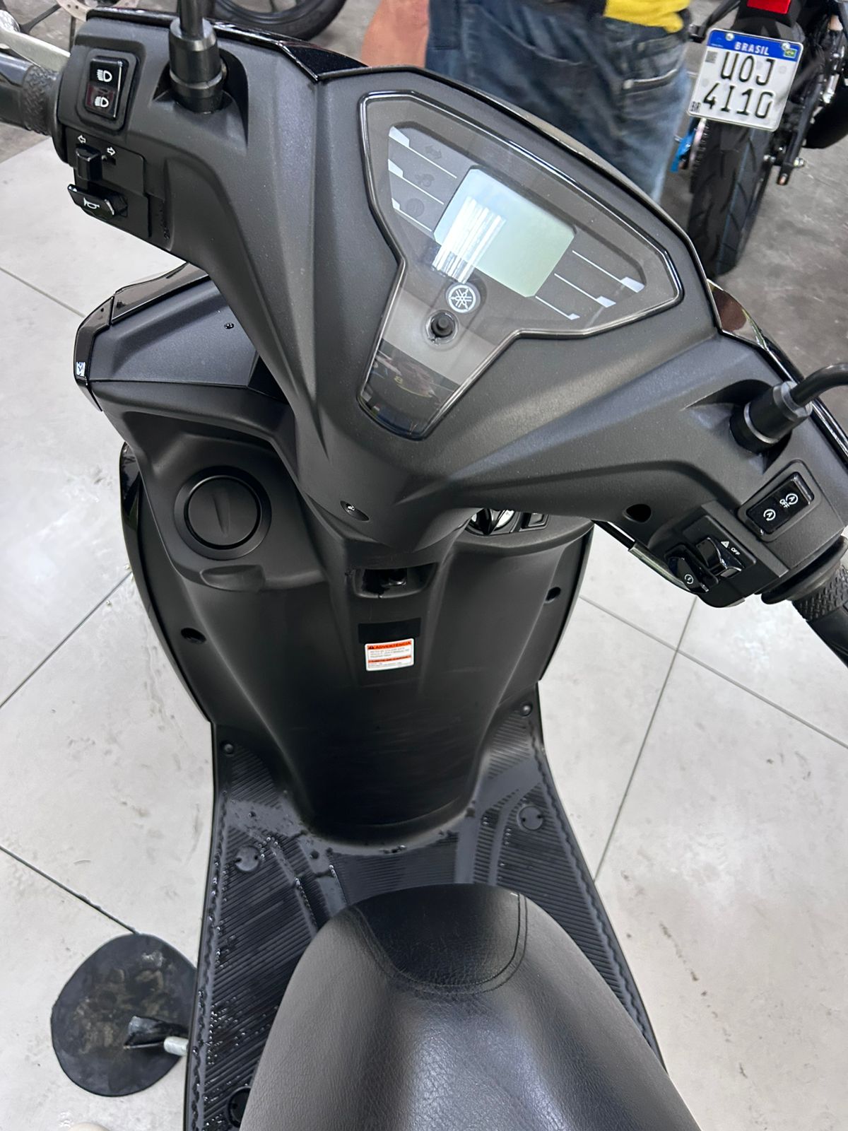 YAMAHA FLUO 125 ABS