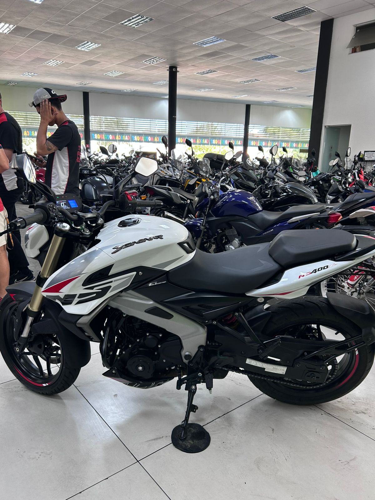 BAJAJ DOMINAR NS400Z