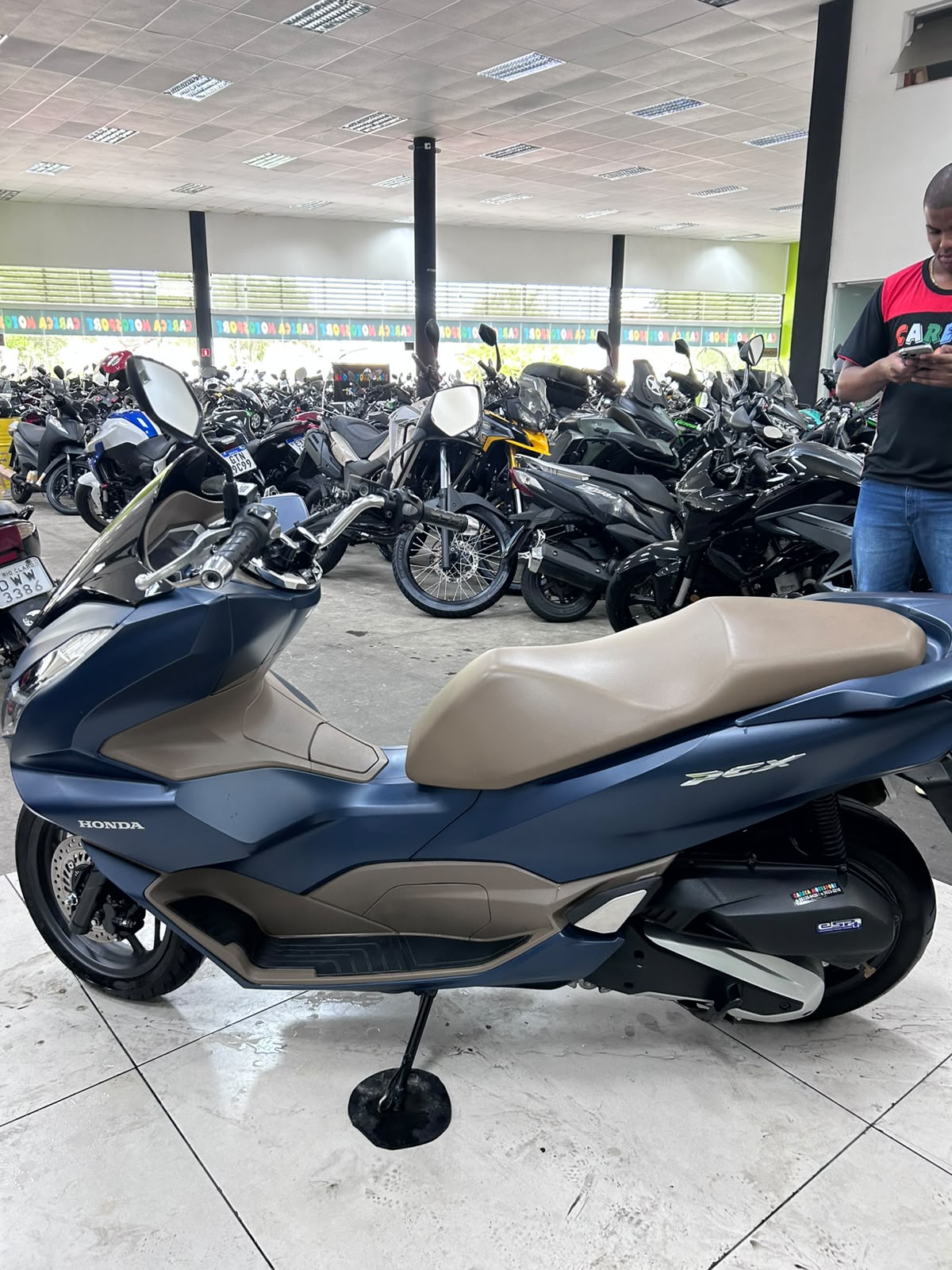 HONDA PCX DLX