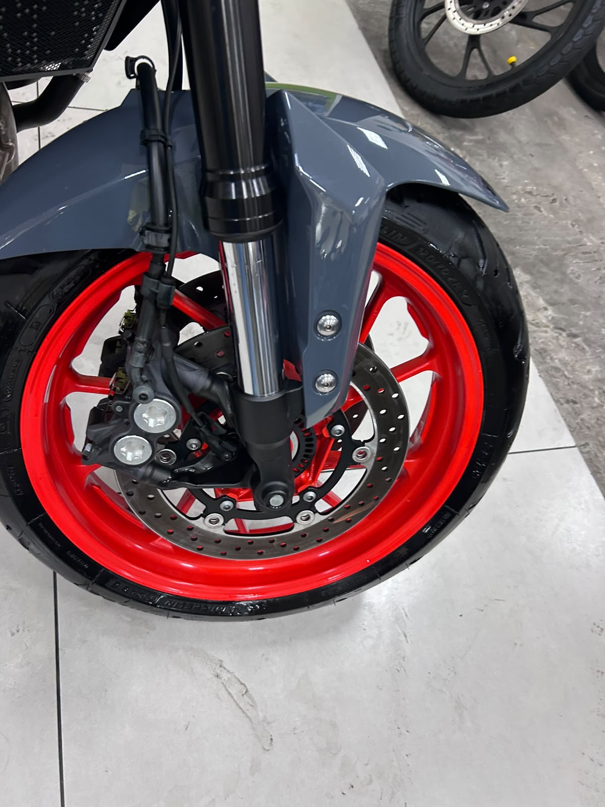 YAMAHA MT-09
