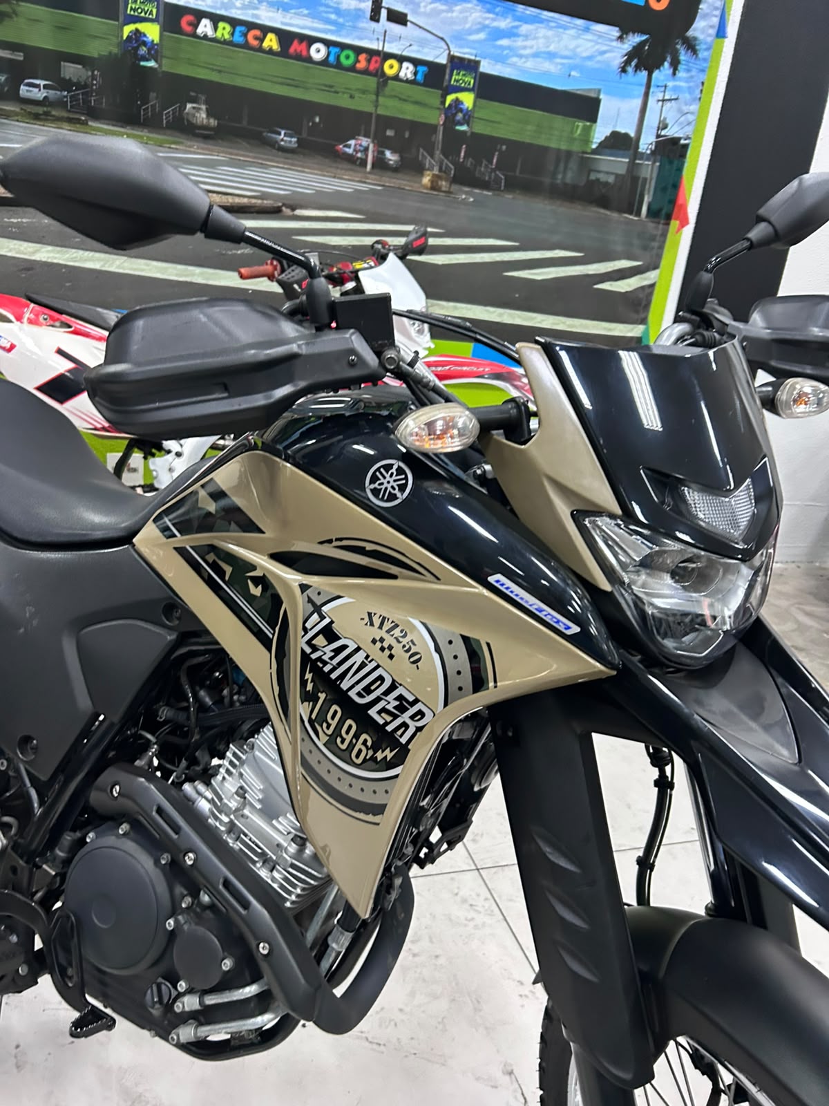 YAMAHA XTZ 250 LANDER