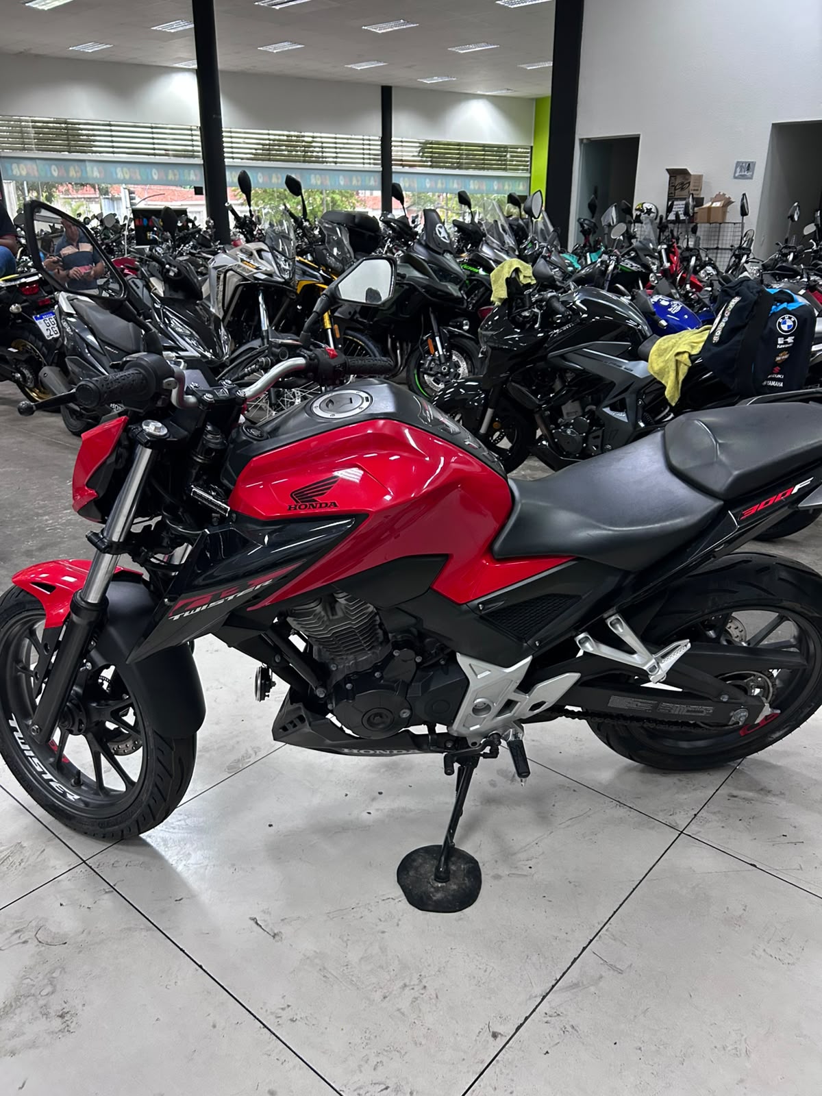 HONDA CB 300F TWISTER ABS