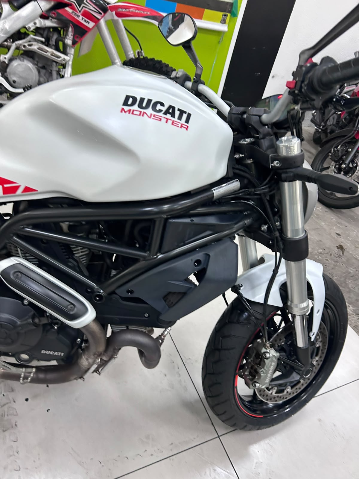 DUCATI MONSTER 797