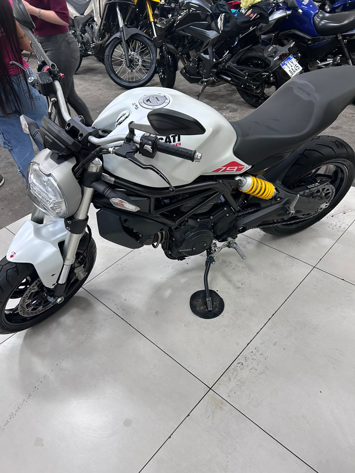 DUCATI MONSTER 797