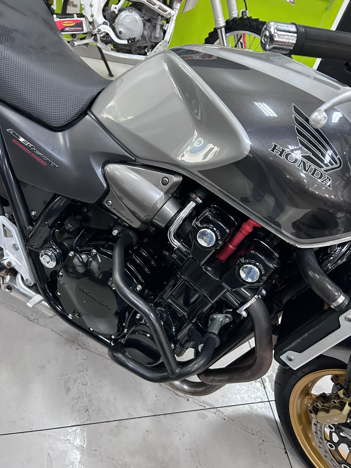 HONDA CB 1300 F SUPER FOUR