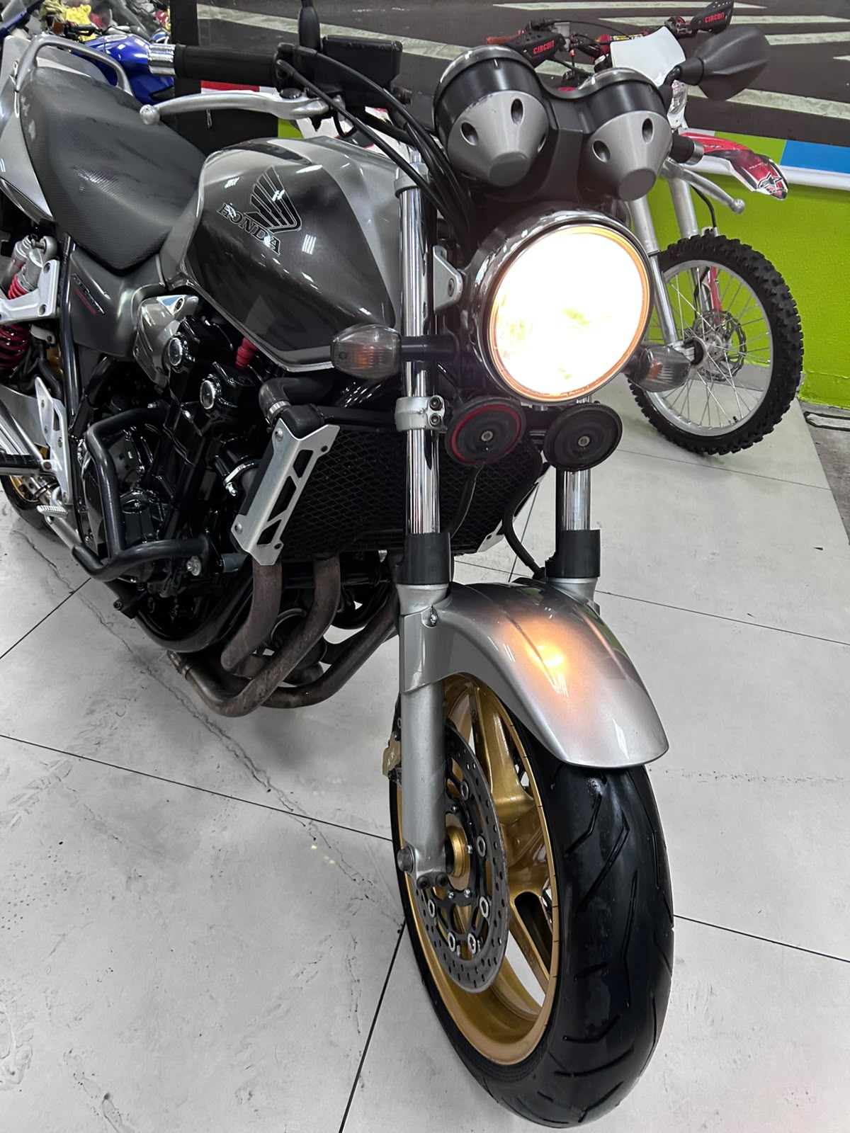 HONDA CB 1300 F SUPER FOUR