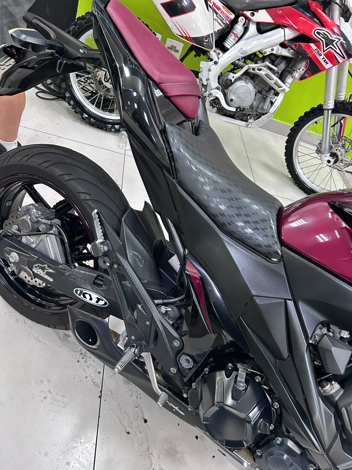 KAWASAKI Z800