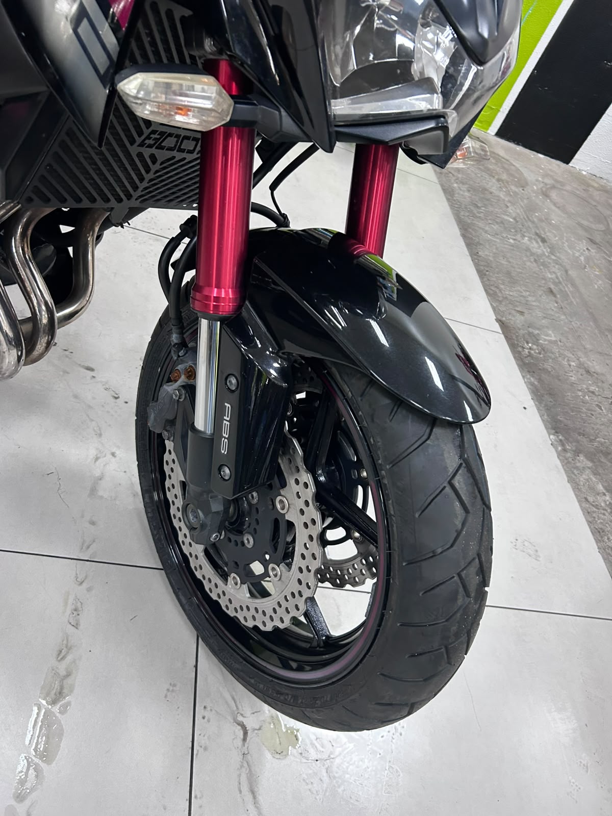KAWASAKI Z800