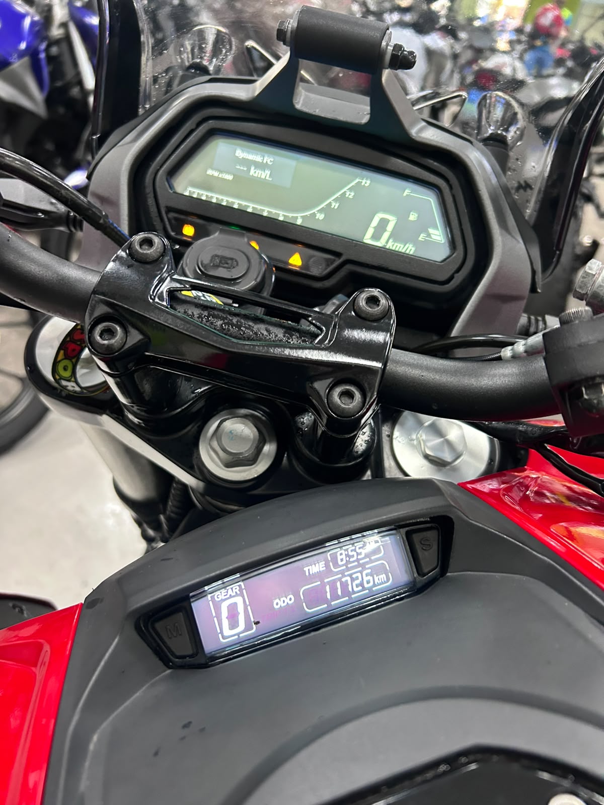 BAJAJ DOMINAR 400