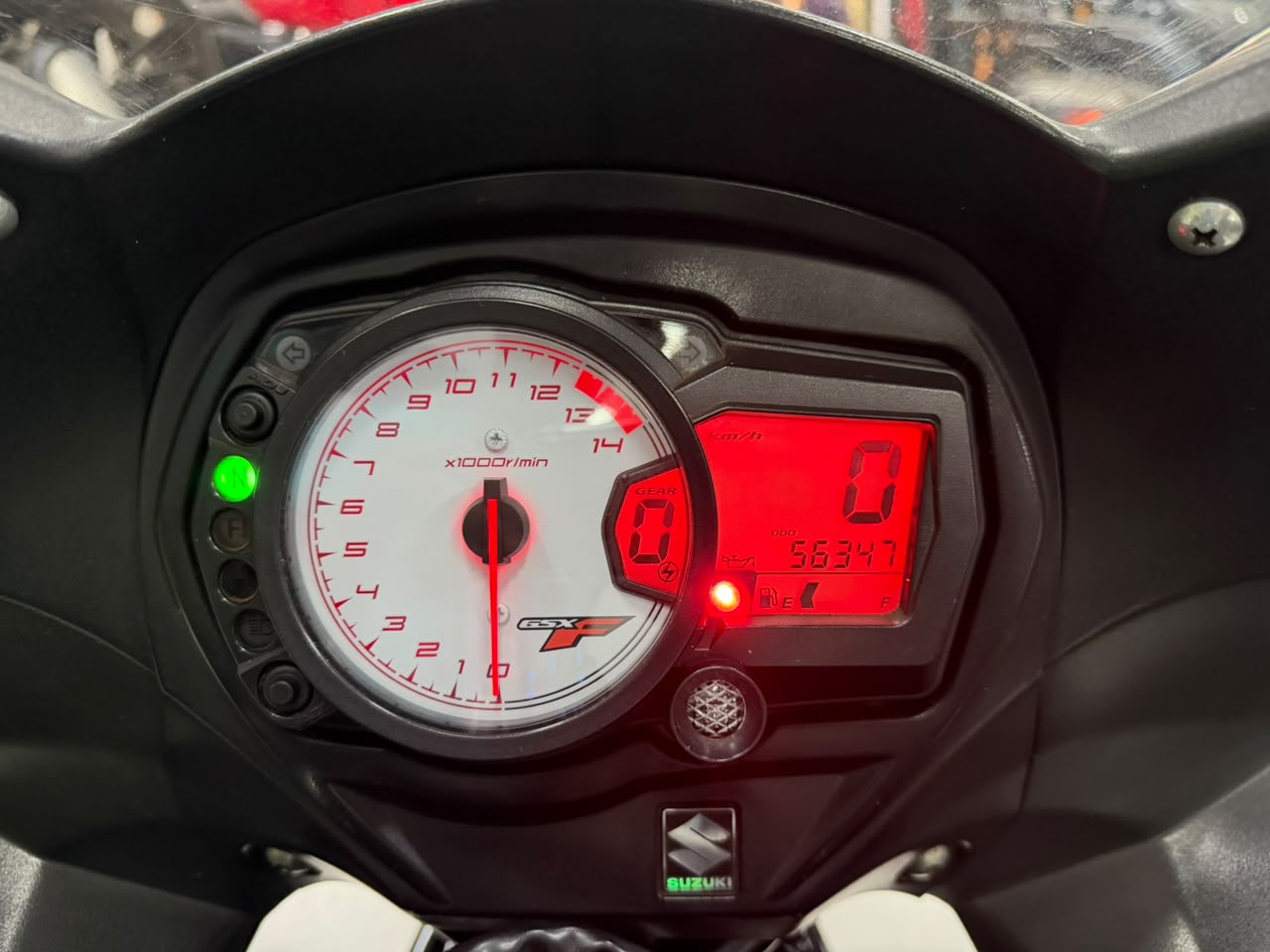 SUZUKI GSX 650 F