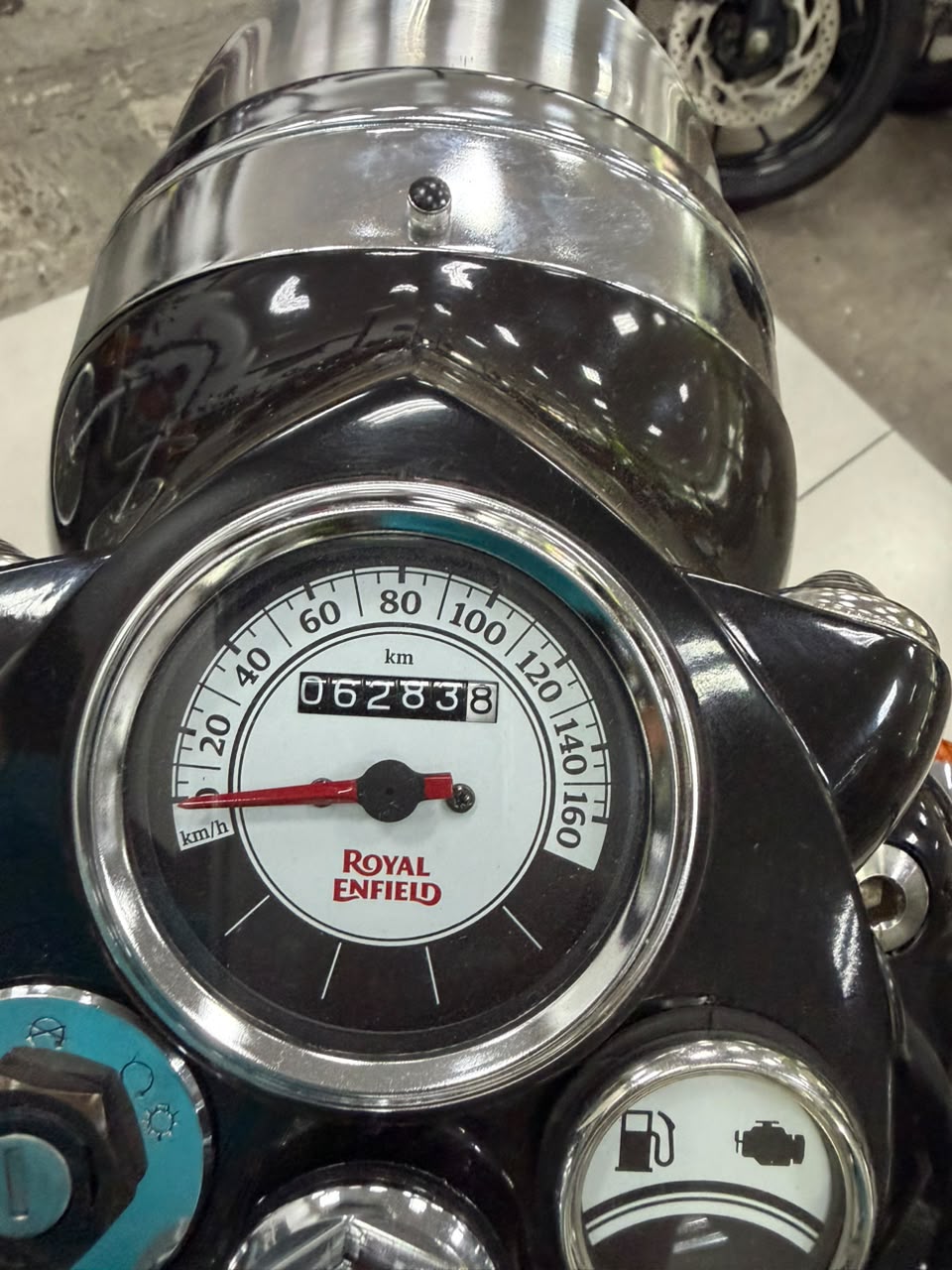 ROYAL ENFIELD CLASSIC 350