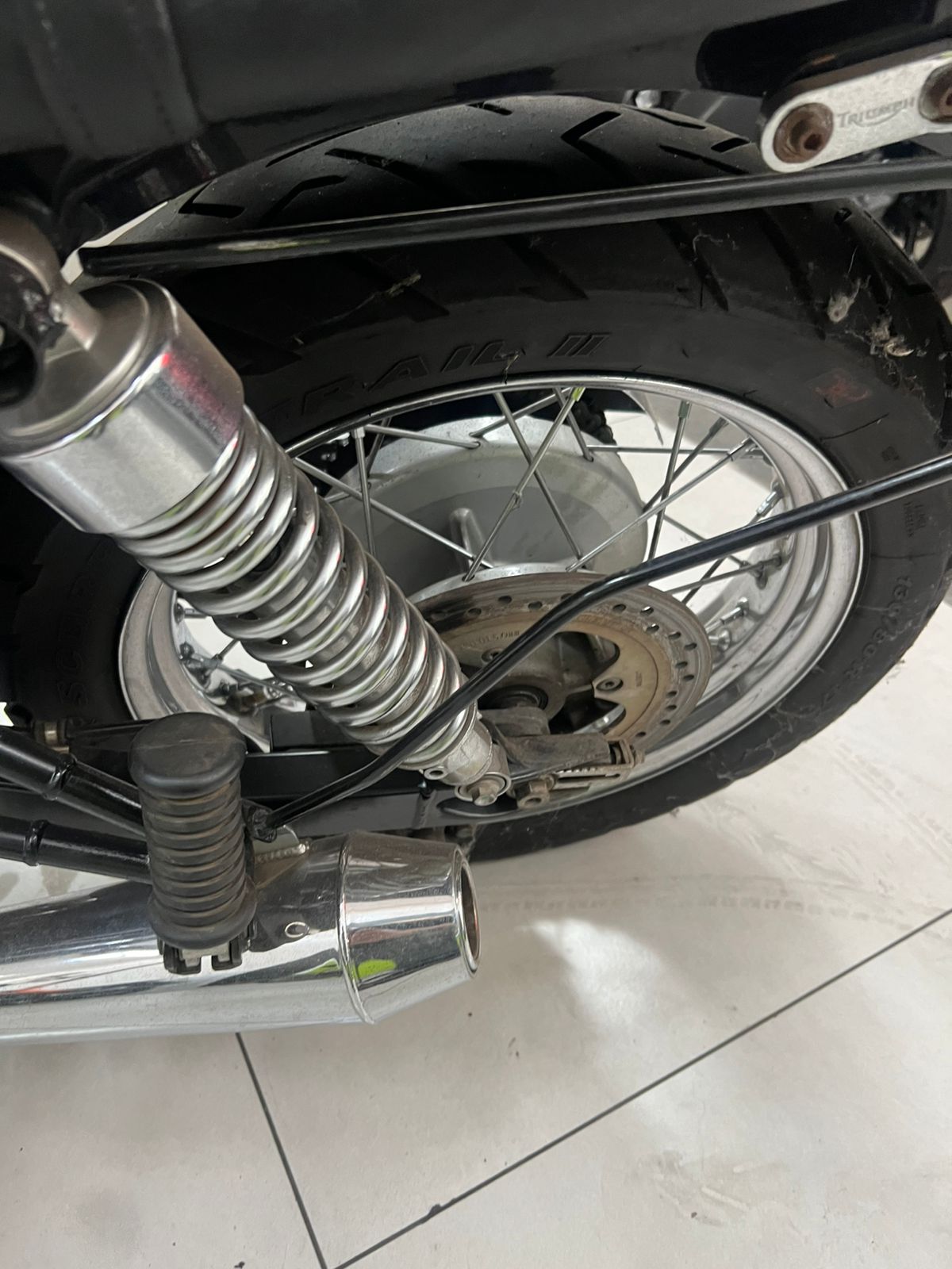 TRIUMPH BONNEVILLE T 100 865