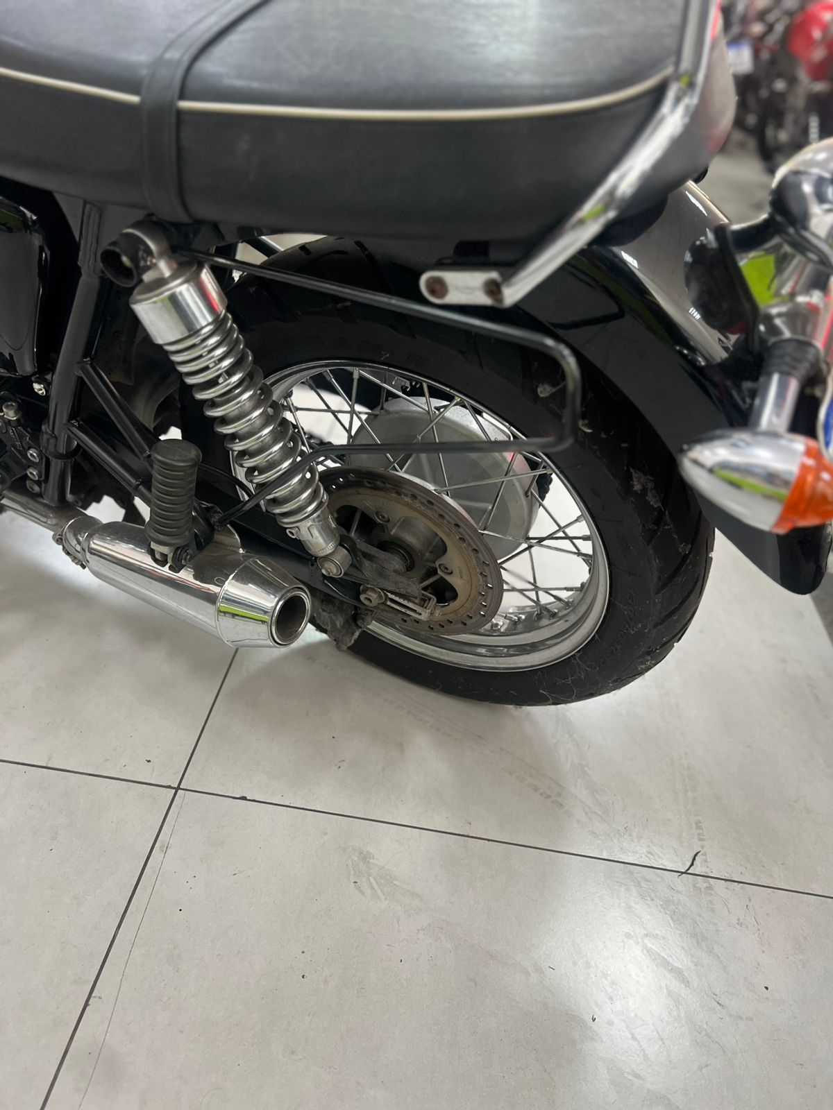 TRIUMPH BONNEVILLE T 100 865