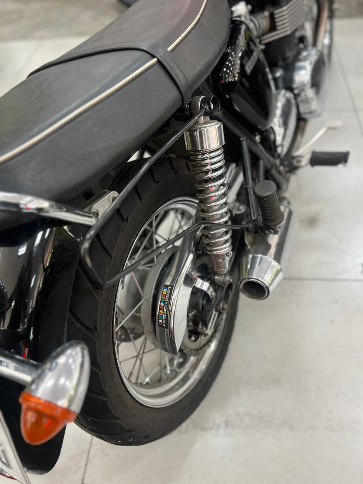 TRIUMPH BONNEVILLE T 100 865