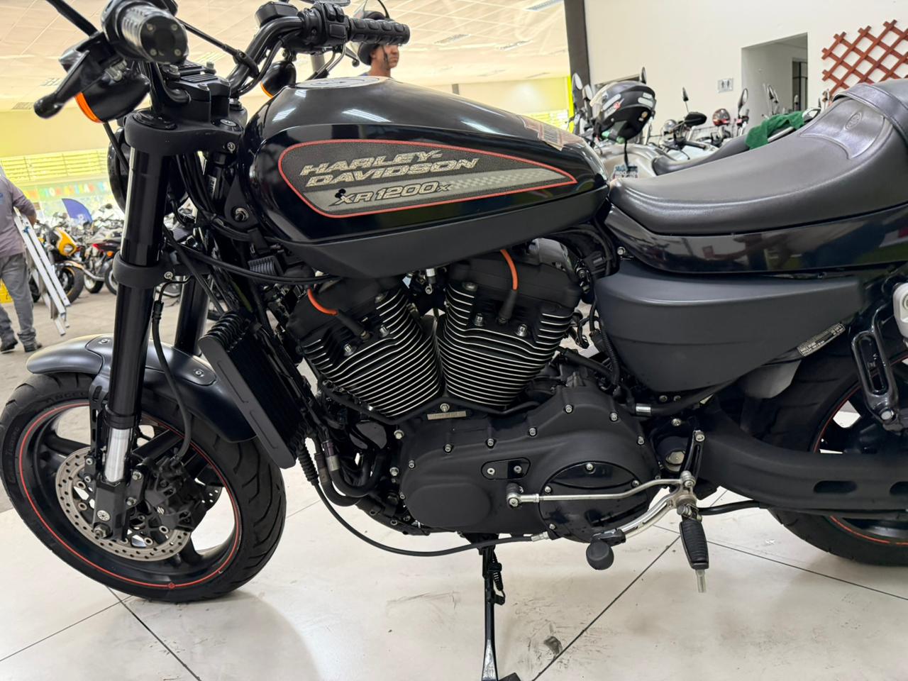 HARLEY-DAVIDSON SPORTSTER XR 1200x