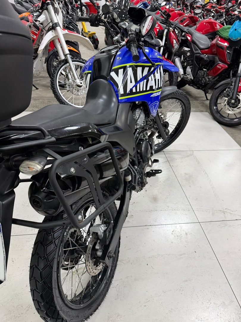 YAMAHA XTZ 250 LANDER