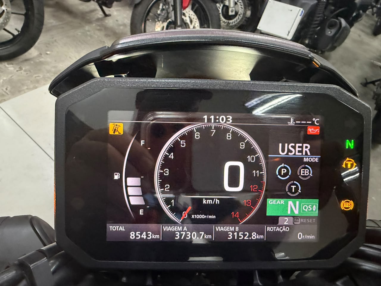 HONDA CB 1000R