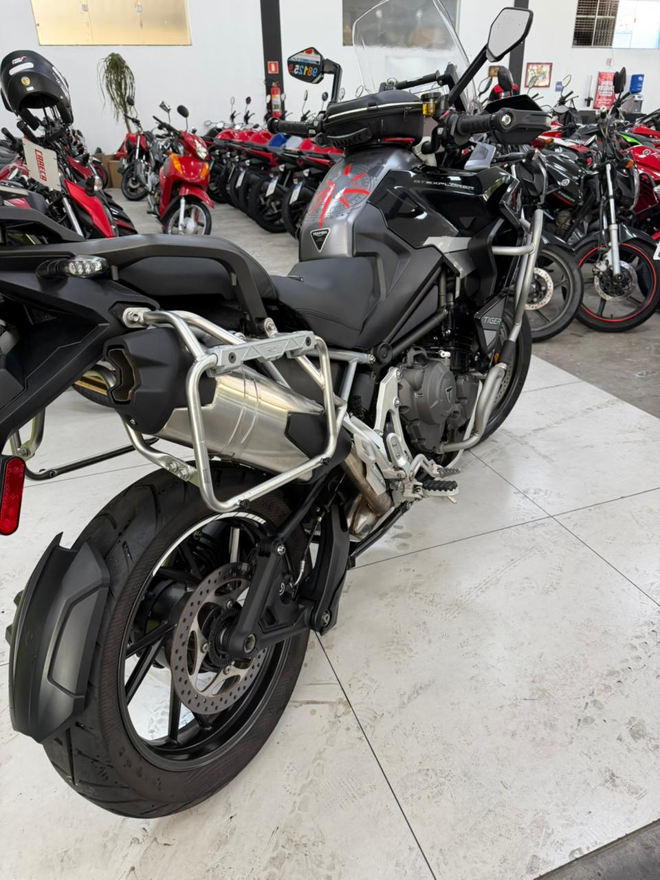 TRIUMPH TIGER 1200 GT EXPLORER