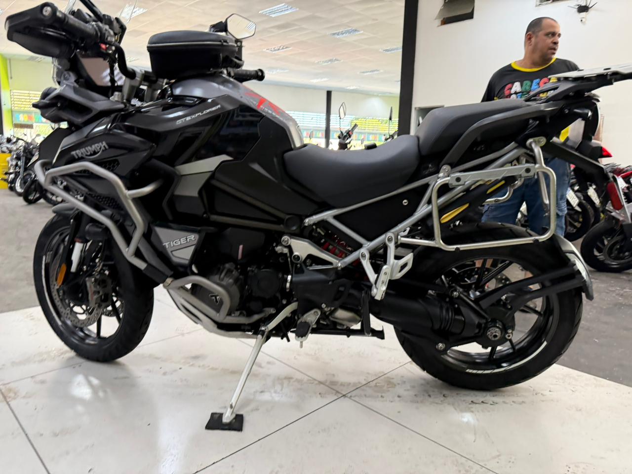 TRIUMPH TIGER 1200 GT EXPLORER