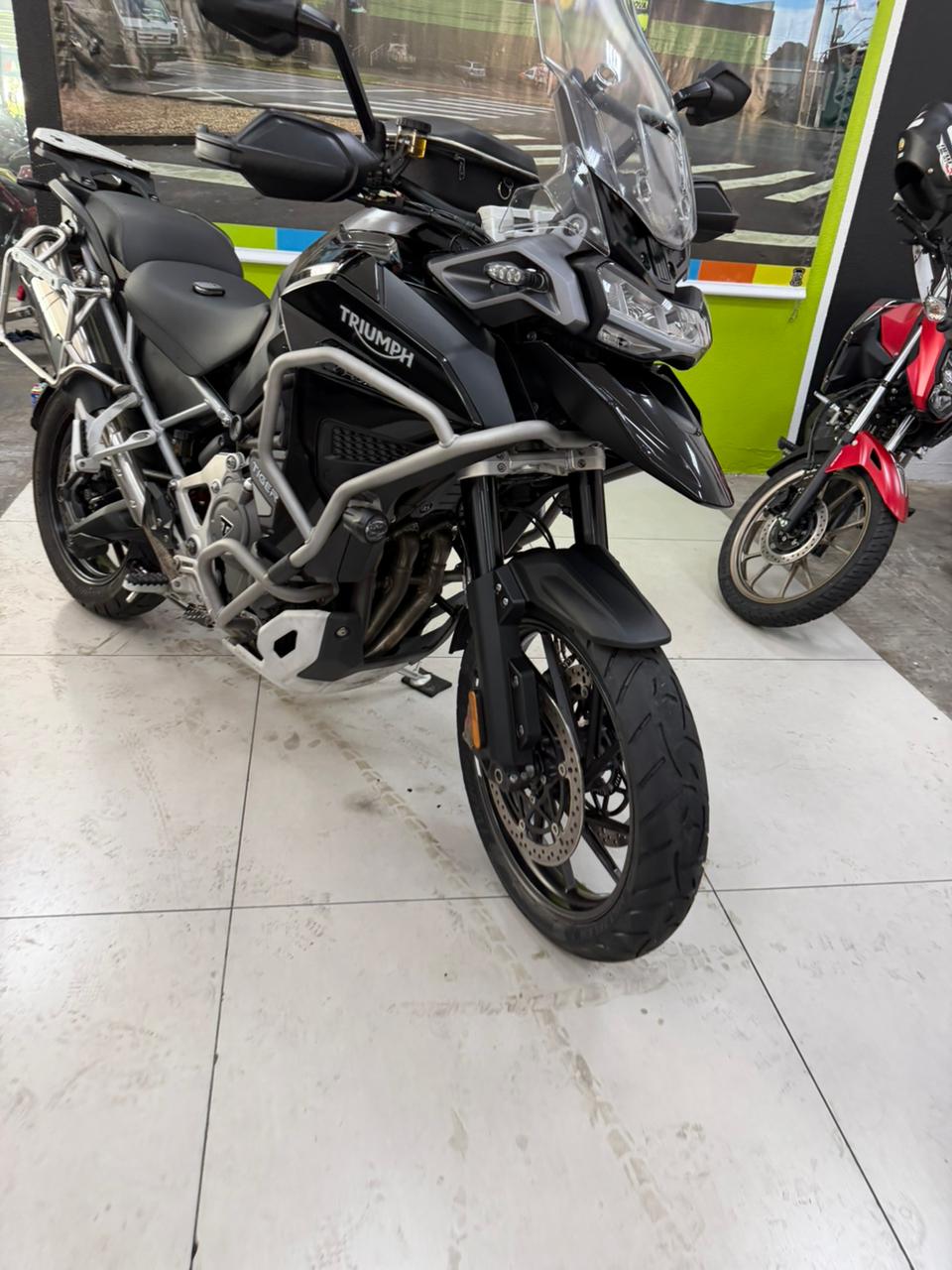 TRIUMPH TIGER 1200 GT EXPLORER