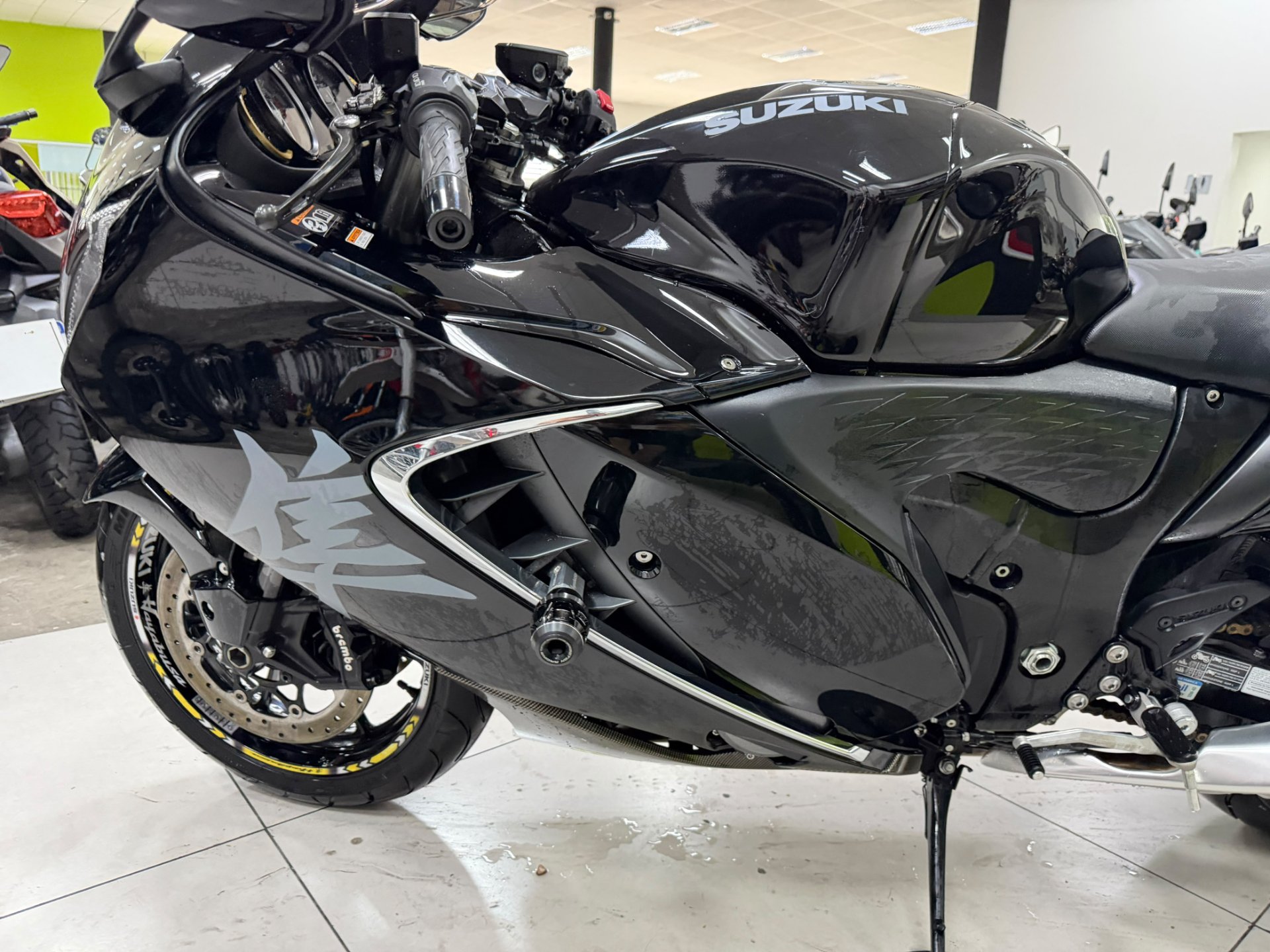 SUZUKI GSX 1300 R HAYABUSA